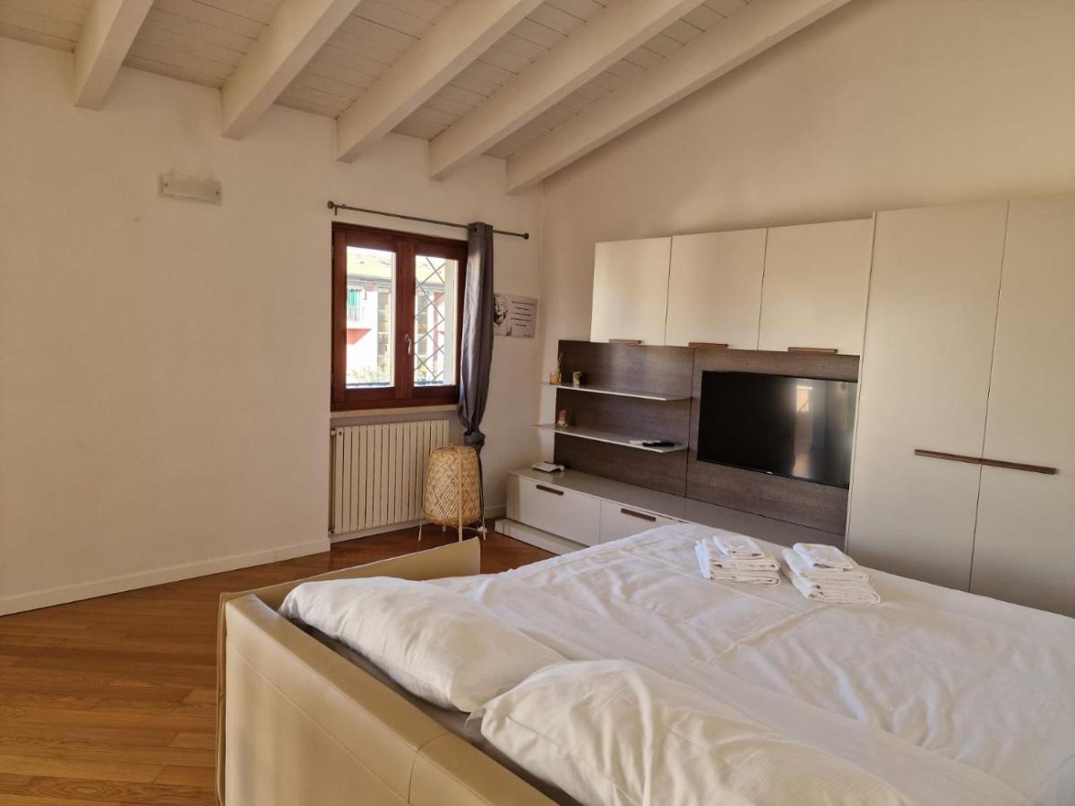 Vittoria Al Lago Leilighet Desenzano del Garda Eksteriør bilde